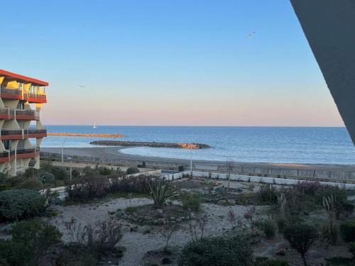 Palavas-les-Flots Apartment | Oceanfront Retreat at Zénith with Stellar Guest Ratings