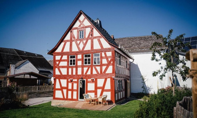 Rettert House | Guest Rated 10/10 at Fachwerkhaus - Family-Friendly Retreat