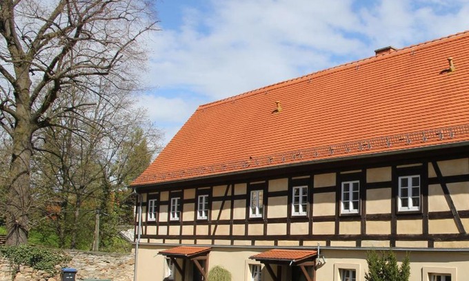 Maxen House | Pet-Friendly Fachwerkhaus Maxen with Oceanfront Pool Access
