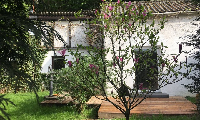 Eitorf House | Idyllic Fachwerkhaus with Spa and Family-Friendly Amenities