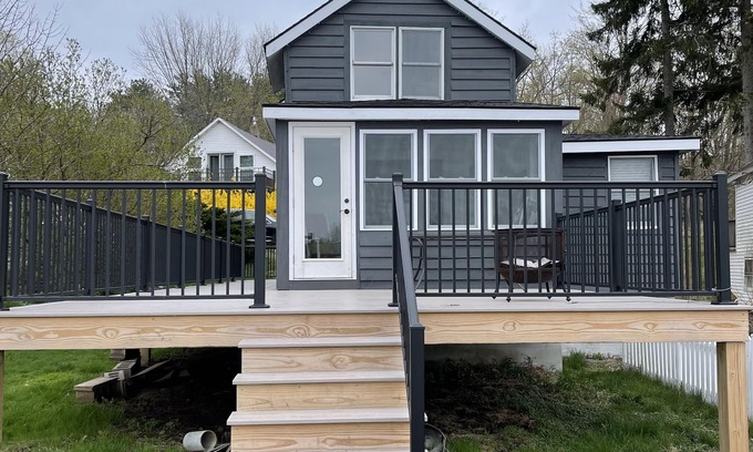 Fair Haven Cottage | Cozy Fair Haven Retreat with Family-Friendly Amenities