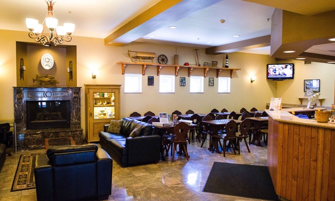 Downtown Leavenworth Hotel | Experience Comfort at Fairbridge Inn & Suites with Pool