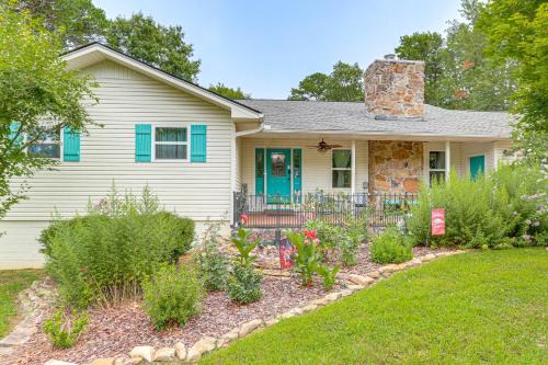 Fairfield Bay House | Pet-Friendly Fairfield Bay Home with Pool & Hot Tub