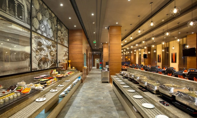 Mahindra World City Hotel | Comfortable Stay at Fairfield by Marriott Chennai Mahindra