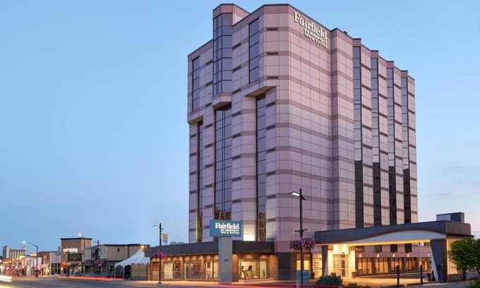 Fallsview Hotel | Welcoming Fairfield by Marriott in Niagara Falls, Canada