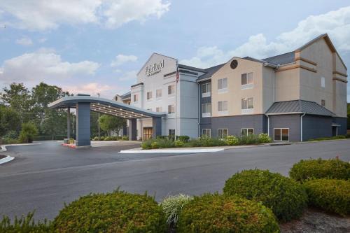 Frankfort Hotel | Discover Fairfield by Marriott Frankfort – Rated 8.4/10