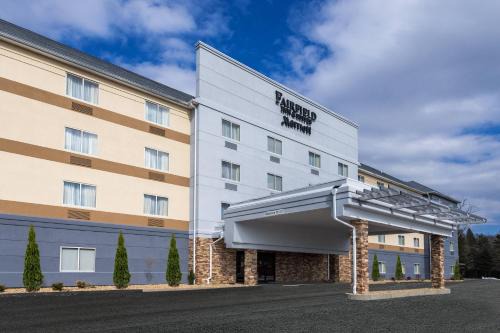 Montville Hotel | Explore Comfort at Fairfield Inn & Suites Mohegan Sun Area