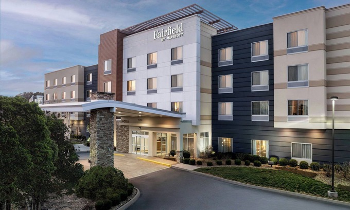 Farragut Hotel | Discover Fairfield Inn & Suites Knoxville with Prime Amenities
