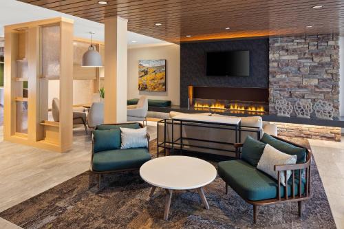 Duluth Hotel | Discover Fairfield Inn & Suites Duluth: Highly Rated Stay