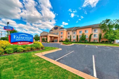 Russellville Hotel | Stay at Fairfield by Marriott Russellville - Rated 8.7/10
