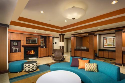 Augusta Hotel | Welcoming Fairfield Inn & Suites with Pool and Family Amenities