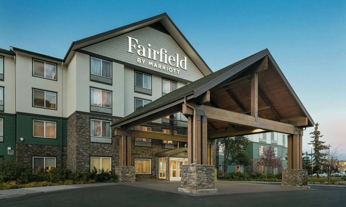 Midtown Anchorage Hotel | Relaxing Retreat at Fairfield Inn & Suites in Anchorage