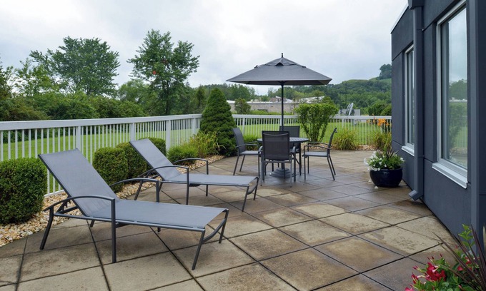New Stanton Hotel | Comfortable Stay at Fairfield Inn by Marriott New Stanton