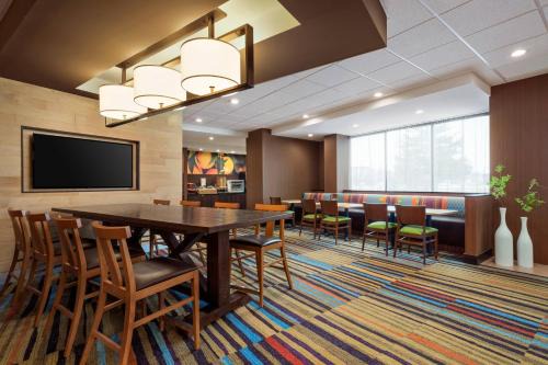 Exton Hotel | Comfortable Stay at Fairfield Inn by Marriott in Exton