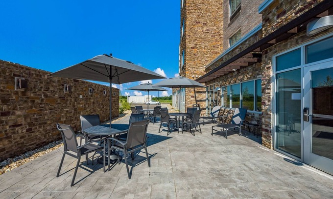 Canal Winchester Hotel | Discover Comfort at Fairfield Inn & Suites Columbus Canal Winchester