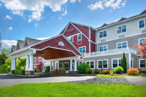 Great Barrington Hotel | Discover Fairfield Inn & Suites in Great Barrington Berkshires