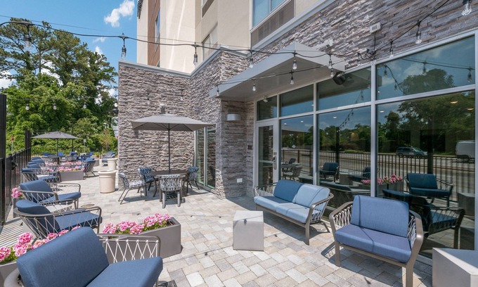 North Central Hotel | Top-Rated Fairfield Inn & Suites in Virginia Beach Town Center