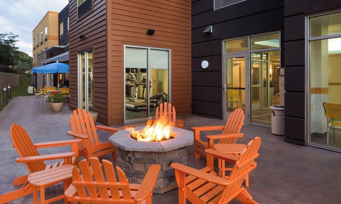 Athens Hotel | Top-Rated Fairfield Inn & Suites Athens with Pool & Dining