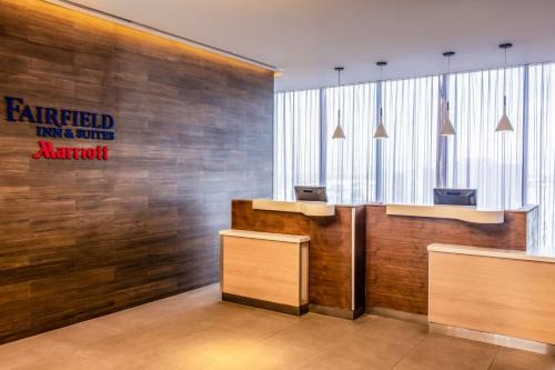 Azcapotzalco Hotel | Budget-Friendly Family Haven at Fairfield Inn & Suites