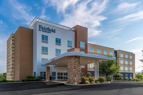 Martinsburg Hotel | Discover Fairfield Inn & Suites: Family-Friendly Retreat