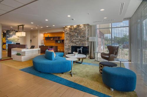 Abingdon Hotel | Top-Rated Family-Friendly Stay at Fairfield Inn & Suites