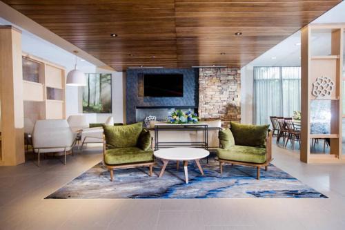 Broomall Hotel | Discover Fairfield Inn & Suites Broomall/Newtown Square