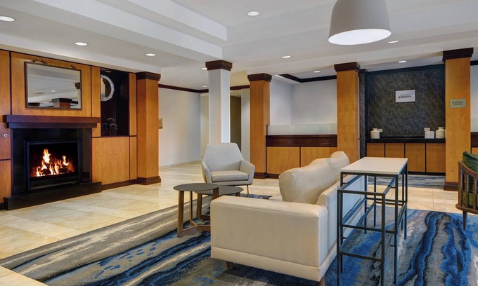 Carlsbad Hotel | Convenient Fairfield Inn & Suites: Pool, Breakfast & More