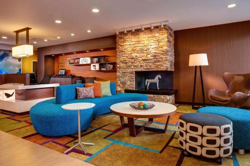 Lincoln Hotel | Inviting Fairfield Inn & Suites Lincoln Southeast with Pool