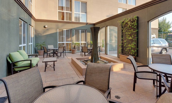 Millbrae Hotel | Experience Comfort at Fairfield Inn & Suites San Francisco