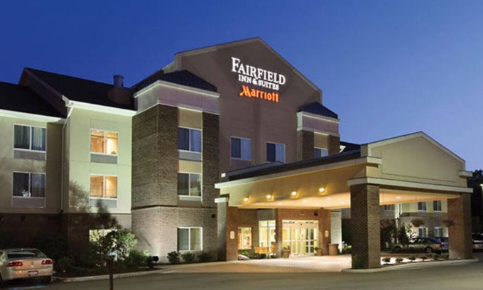 Colliers Hotel | Discover Fairfield Inn & Suites: Rated 9/10 with Pool & Spa