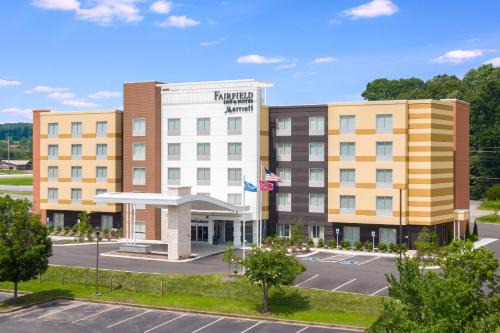 Athens Hotel | Discover Fairfield Inn & Suites: Family-Friendly Oceanfront Getaway