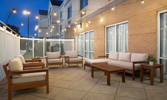 Sterling Hotel | Top-Rated Fairfield Inn & Suites at Dulles Airport