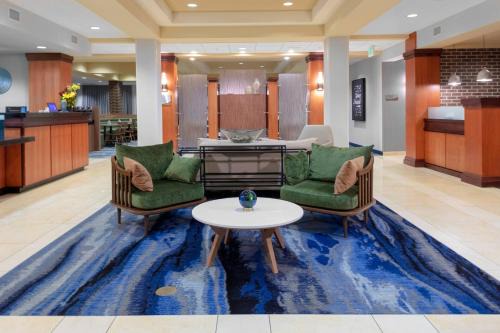 Downtown Wichita Hotel | Inviting Fairfield Inn & Suites Wichita Downtown with Pool