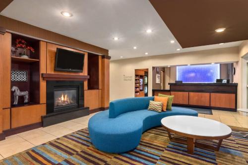 Norman Hotel | Convenient Fairfield Inn & Suites with Pool and Ocean View