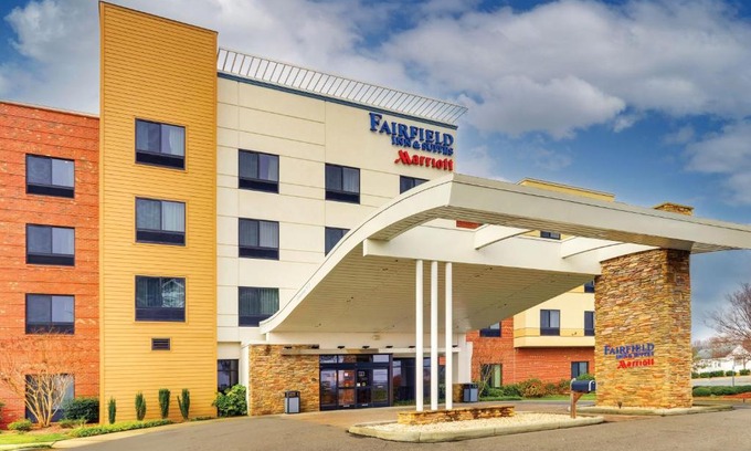 Dunn Hotel | Experience Comfort at Fairfield Inn & Suites by Marriott Dunn