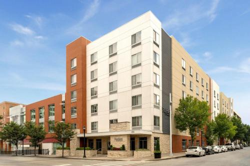 Clifton Heights Hotel | Discover Comfort at Fairfield Inn & Suites Cincinnati Uptown