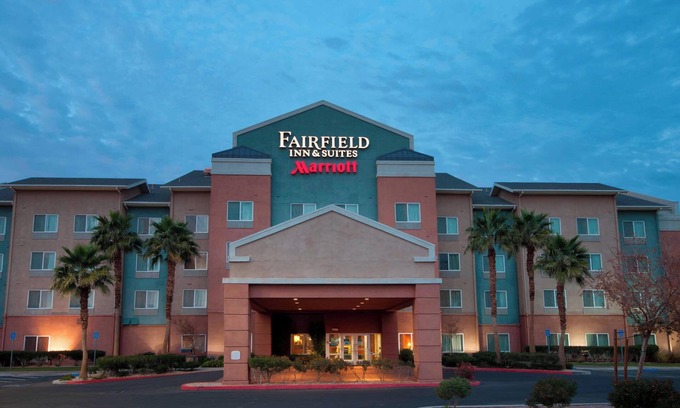El Centro Hotel | Discover Comfort at Fairfield Inn & Suites El Centro