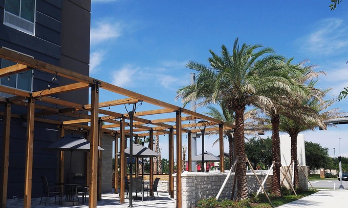 Tropic Hotel | Top-Rated Fairfield Inn & Suites with Pool and Spa Access