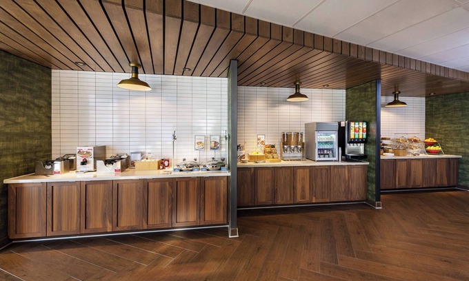 Tolleson Hotel | Experience Comfort at Fairfield Inn & Suites Phoenix West