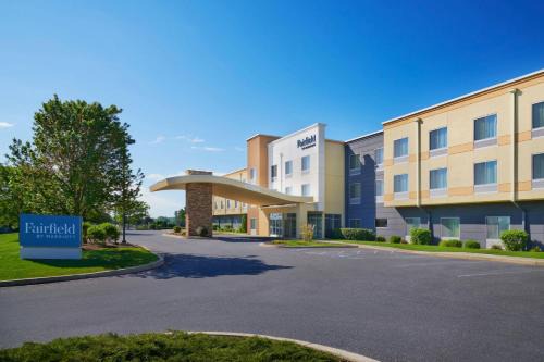 Spring Ridge Hotel | Discover Fairfield Inn & Suites: Family-Friendly Retreat