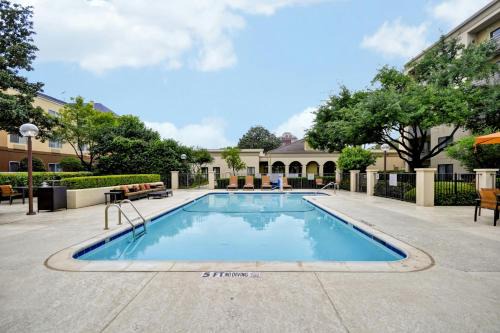 Dallas Design District Hotel | Convenient Fairfield Inn & Suites near Dallas Medical Center
