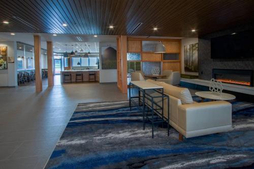 Duncan Hotel | Top-Rated Fairfield Inn & Suites Duncan with Ocean View Pool