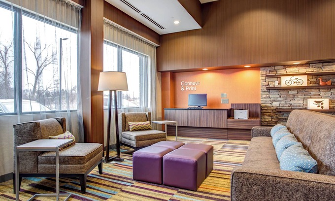Holyoke Hotel | Explore Fairfield Inn & Suites Springfield Holyoke's Poolside Retreat