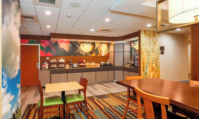 Temecula Hotel | Inviting Fairfield Inn & Suites Temecula with Pool & Spa