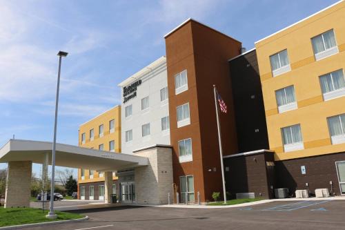 Bowling Green Hotel | Discover Fairfield Inn & Suites in Bowling Green - Family Friendly