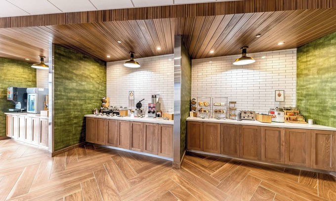 Gainesville Hotel | Discover Fairfield Inn & Suites: Guest Rated 8.8/10