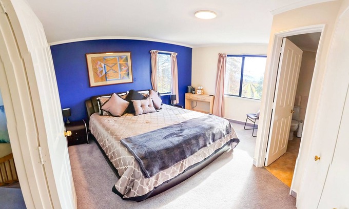 Blenheim House | Fairhall Lodge- Chardonnay room