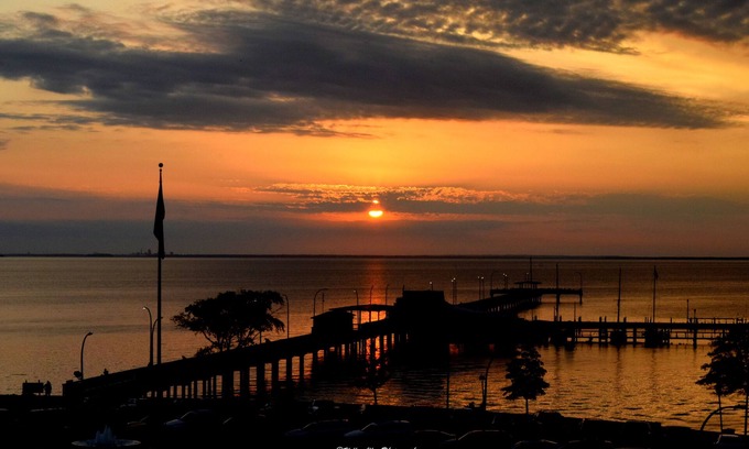 Fairhope House | Family-Friendly Fairhope Farm Stay with Ocean Views & Spa