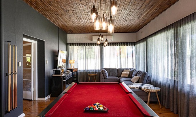 Corowa House | Charming Fairleys of Corowa: Family-Friendly Retreat