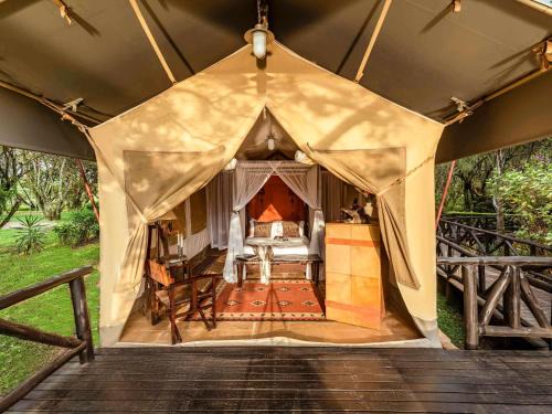Aitong Hotel | Explore Fairmont Mara Safari Club: 5-Star Luxury Awaits